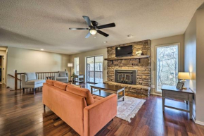Spacious Bella Vista Home about 5 Mi to Lake!